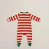 Kleidungsstücke neue Frühling Herbst Herbst Baby Girl Boy Weihnachtskollektion Set Stripe O-Neck Single Breasted Rompers+Elf Hut Neugeborene Kleidung H240507