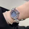 Achten Sie auf weibliche Nischenlicht Luxus High-End Non-Kollision Mode koreanische Version Temperament cooler Stil Womens Watch