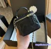Portable Women Mini Makeup Bag With Mirror 10CM Leather Diamond Lattice Evening Clutch Shopping Coin Purse Zipper Borsa Luxury Handbag Trend Card Holder Sacoche