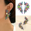 Boucles d'oreilles étalon et étincelle de papillon en forme de papillon