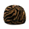 Ball Caps fs Pink Brown Leopard Baseball Cap pour hommes chauds en peluche Femmes Luxury Streetwear Hip Hop Cassades Sunshade Casual Sunshade Hats Bone Y240507