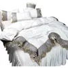 Bedding Sets Style Princess Lace Lace Side Bed Conjunto de quatro camadas de seda lavada com gelo Cama branca J240507