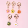 Schlüsselanhänger Lanyards süße Daisy Flower Keychain Modepflanzen Keyrings Charms Bag Anhänger Telefon Ornamente USB -Antrieb Accessoire Auto Grandsschützer Schlüsselhalter