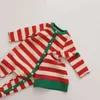 Kleidungsstücke neue Frühling Herbst Herbst Baby Girl Boy Weihnachtskollektion Set Stripe O-Neck Single Breasted Rompers+Elf Hut Neugeborene Kleidung H240507