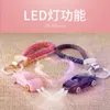 Jobon Hot Selling Style Fashion Metal Car Keychain coloré avec LED Light Light Zinc Alloy Electroplate avec boîte-cadeau