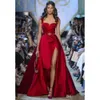 Saab Red Split Evening Side Prom lieverd Elie -jurken met afneembare trein Aangepaste satijnen formele jurken