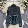 Женские блузки Clothland Women Wintage Denim Blouse Bock Pocket с длинным рукавом односпальная рубашка для рубашки палочке Mujer LB063