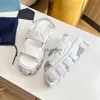 Designer Women Slifors Sandali Slide piatti Flip Flops Summer Triangenle Maresini per esterni per le scarpe da bagno Slifori di abbigliamento da spiaggia Black Bianco 5.7 05