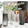 Vasen transparente Gletscherglas Vase Oberfläche plissierte Hydrokulturblüten Blüten Blumenanordnung Schreibtisch Dekoration Modernes Dekor moderne Dekor