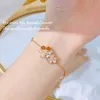 Designers célèbres conceptions magnifiques bracelets pour les amoureux