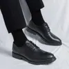 Casual Business Leather Oxford Derby Gentleman Fashion Office Robe Classic Men Chaussures Livraison gratuite