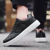 Chaussures décontractées Maedef 2024 Cuir Femme White Man Vulcanize Sneakers Breathable Sport Walking Flats Round Head Female Sneaker