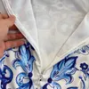 Designer de moda pista vermelha azul e branco vestido de estampa de porcelana de verão Mulheres de manga curta Vestido de férias de cintura alta 240423