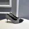 Tasarımcı Sandalet Chenel Chlooe YL Ayakkabı Kadınlar İçin İnce Topuk Ayakkabı Yaz İnci Gider Bahar Sonbahar Kepçesi Küçük