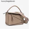 Loeiwe Bolsas Puzle Puzle Bolsas para mujeres Nuevo bolso geométrico Bag de almohada de cuero genuina Homenjua Handheld Crossbody Color Bolsa Original 1: 1 con logotipo real