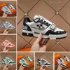 Designer Men Casual Shoes Fashion Sneakers Louiseités VIU Sneaker Outdoor Running Trainers de haute qualité Imprimée en mâle Trainer Vintage Denim 4 Colours