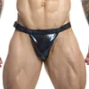 Cuir sexy gay mâle bikini hommes sous-vêtements brefs et maillots de bain tout en un.Vous pouvez l'utiliser comme sous-vêtements ou Swimwearup pour vous.240506