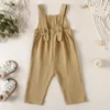 Rompers Toddler dziewczęta chłopcy solidne kieszonkowe guziki Strapy bez rękawów Jumpusy Summer Casual Ubrania Bodysuits kombinezon H240507