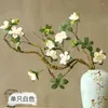 Fleurs décoratives Simulate Azalea Silk Fleur et branche Décoration de maison en forme de maison Chinois Entrée de style zen avec arrangement floral