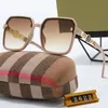 Lunettes de soleil designer verres de soleil de luxe Femmes Nouveau carré de mode Rétro Unisexe Cool Men Médies Sundies For Girls Lunes Luxury Clear Lenses Eyewear Classic Beach B1