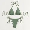 Costume da bagno da bagno femminile 2024 estate sexy a due pezzi Donne spingendo su arruffone monokini su costume da bagno a spalla regolabile