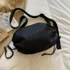 Bolsas de noite bolsa de ombro de nylon macio para mulheres peito casual 2024 design de moda de tendência grande zíper pano de viagem bolsas