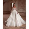 Tapisser une robe mille nova pour la mariée