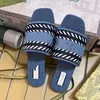 Lichtblauwe denim Slipper platte muilezels luxe dia's schoenen damesglaasjes sandaal slippers ontwerper sandalen strandschoenen geborduurd gestreepte gemakkelijk te dragen slip-on schoenen 5.7 01