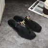 Sandales de sandale de créateurs T et B