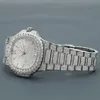Hip Hop Mechanical Watch i Stainls Steel Y PESCHEDDE med Moissanite Round Brilliant Cut Diamond för män i VVS Clarity