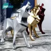 Skulpturen Harzstatue Geometrie Wolf Nordisch abstrakt