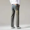 Jeans masculin 6 couleurs pour hommes et jeans rétro bleu classiques classiques pantalons denim en ajustement droit marque jeans masculins y240507