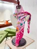 Новая буква печатная шелковая дизайнер Scraf для женщин Travel Essential Item Spring и Summer Series Популярные шелковые шарф головы G Scraf Twill Square Scarf 90x90см