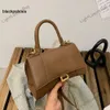 Balencig le Cagole Sac Haborde portefeuille Hands Hands Mandle Designer Fashion Hot Luxury Pink Poss Body Body Sac en cuir vache Sacs d'épalsine Femmes Luxurys Sac fourre-tout 20231101