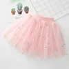 Robe tutu 2024 Été Nouveau bébé Floral Broidered Mesh Tutu Jupe Kids Faldas Soft Tulle Miniskirt For Girls Dance Jirt 2-8T D240507