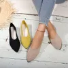 Kvinnors stickade pekade tå balettlägenheter: Bekväma slip-on loafers med andningsbar design