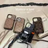 Convient pour Apple 15 Internet Celebrity Brand Leather Feel iphone 13 Téléphone 14plus Crossbody Hard Base Zipper Sac