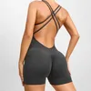 Le tute da donna si scatenano sexy senza schiena scricchiolio di tuta stretta solleva la tuta da gioco da gioco da donna Gener estate in palestra Short One Pieces Set T240507