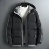 Vestes pour hommes rembourrage parkas froids à capuche pour hommes modèles hivernaux 2024 Homme Promotion de manteau rembourré lourd en vêtements externes