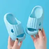 Slipper Children garçons filles Slippers Summer Toddler Flip Flips Soft Bottom Baby Baby Baby Beach Slide Sandals Eva Kids Chaussures