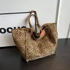 Leopard Design Korean Fashion Shopper Big Shopping Bags для женщин сумочка Lady Phouds Sack Sack Sadg Girl Sumbag 240506