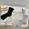 Frauen Socken mit mittlerer Röhre Seide Anti-Friktion Fuß Schweiß absorbieren transparentes Glas Ultra dünner Frühling und Sommer