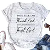 Koszule damskie Dzięki Bogu Tshirt damskie ubrania chrześcijańskie kościelne prezent dla mamy inspirującą cytat grafika graficzna