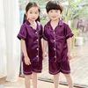 Sommer Kurzarm rosa Satin Seiden Pyjama Sets Kleinkindmädchen Kleidungsstücke Nachtwäsche Kinder Mädchen Sets Pijama für 2-14 Jahre 240506