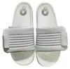 Designer Offcourt -Einstellung von Rutschpantoffeln Männer Frauen Sport Freizeit Anti -Slip auf Slipper Paar Schuhe Mules Sommer Mode Comfort Freizeit Strand Sandalen Pelz Slider