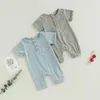 Rompères Baby Clothing Baby Garçons filles à manches courtes Stripe Crew Neck Buttons Jumps Contanes Summer Casual Clothes H240507