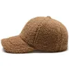 Tappi a sfera fs berretto da baseball in lana bianca marrone per uomini alla moda calda inverno agnelli di agnelli cappelli da donna sporgionali viso a vento Casquette Femme Y240507