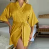 Roupas femininas para o sono feminino 2024 Sexy Four Seasons Pijamas Dress Solid Silky Robe confortável, ladras de moda de moda macia