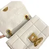 Серия шоколадной сумки серия ниша дизайн премиум текстура кожа плечо подмышкам Мессенджер цепь Wonton маленькая квадратная сумка самка 240315