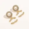 Nieuw luxemerk Women's Designer Earring Letters Stud 18K Gold-vergulde vrouwen Earring Wedding Party Jewellry Accessoires Groothandel 1568